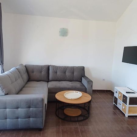 Villa Mona Apartments Ražanj Exterior foto